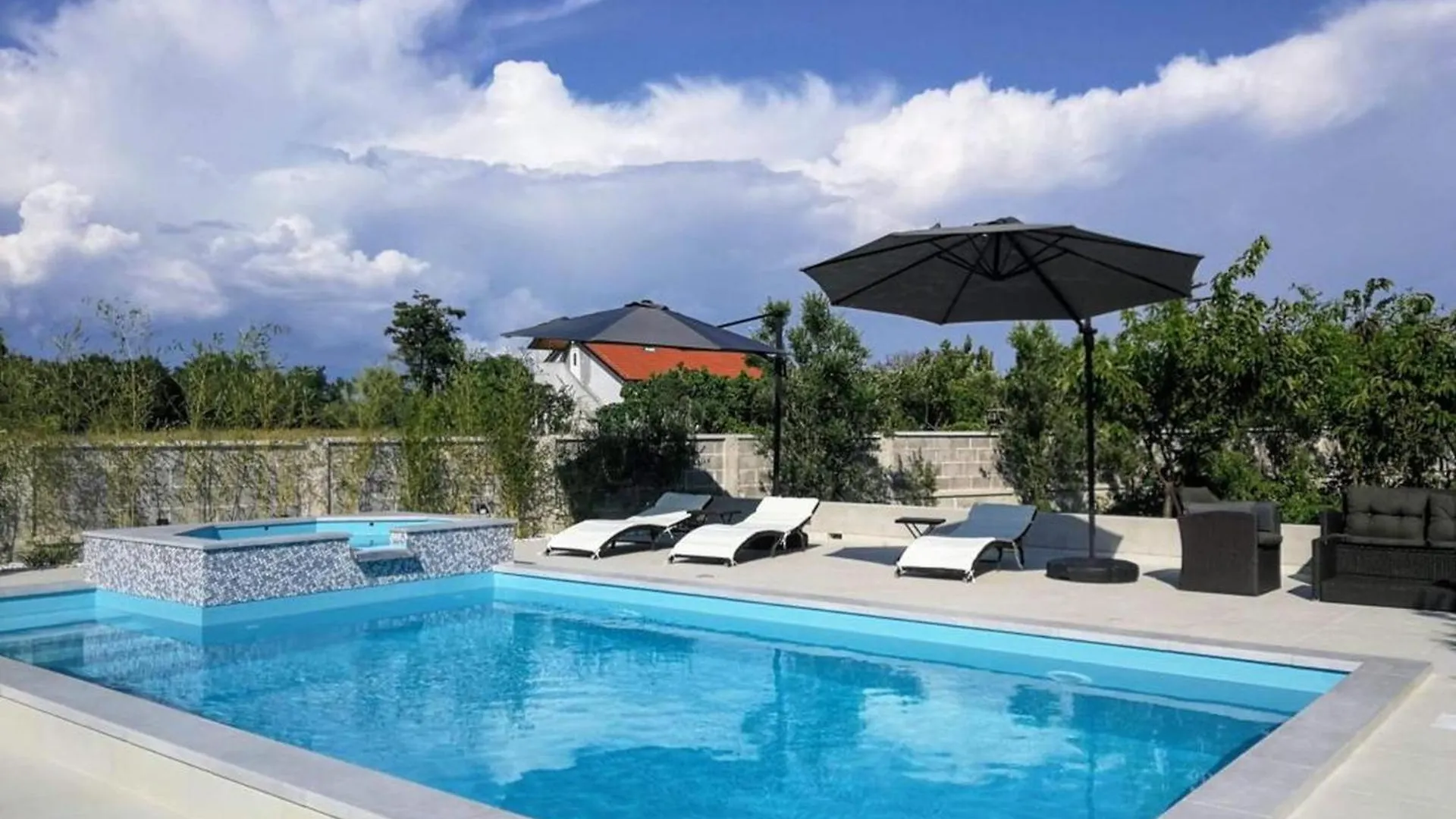 פריבלאקה Apartments With A Swimming Pool - By Ta Leut Tourist Agency 0*,  קרואטיה