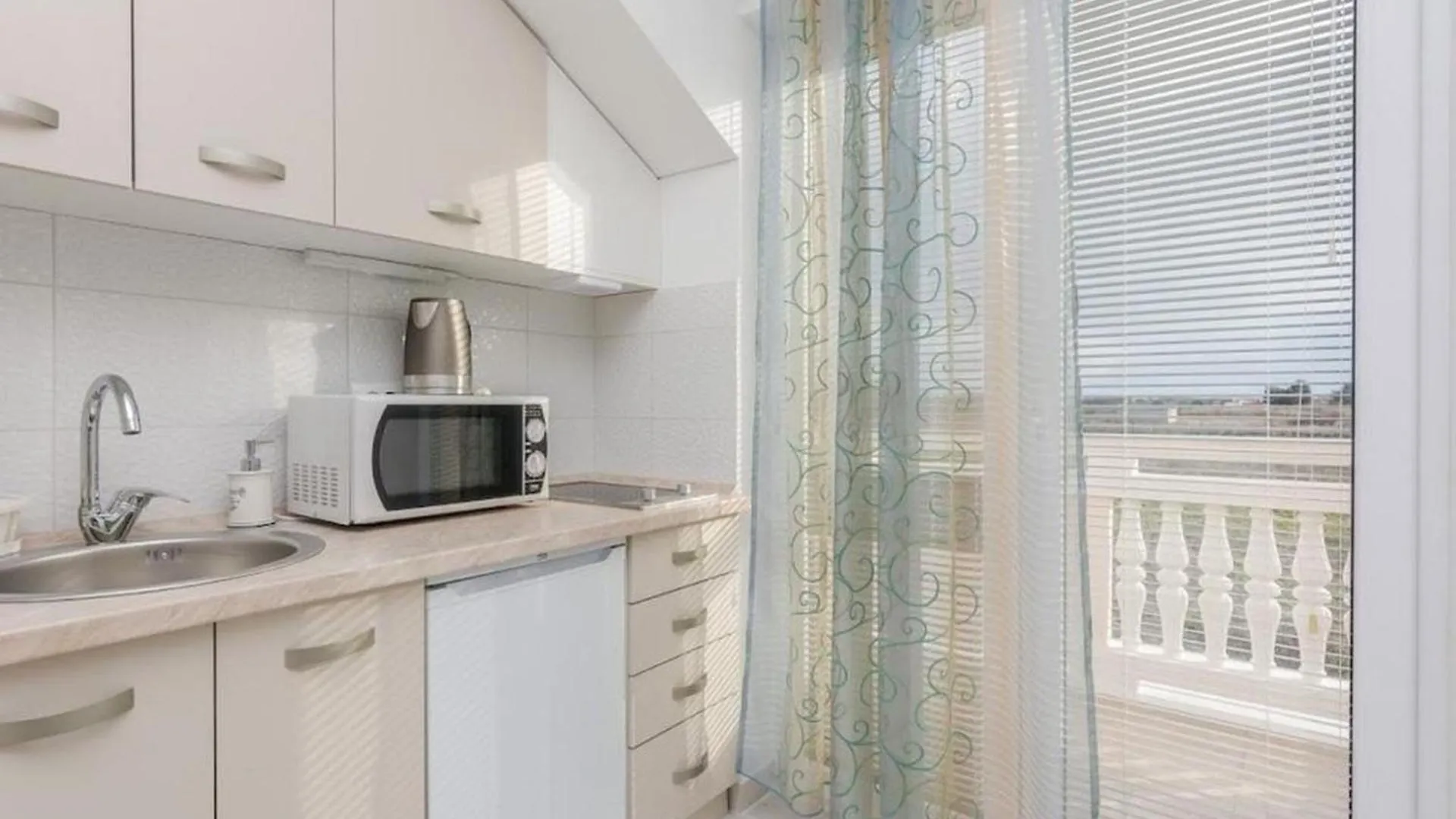 פריבלאקה Apartments With A Swimming Pool - By Ta Leut Tourist Agency